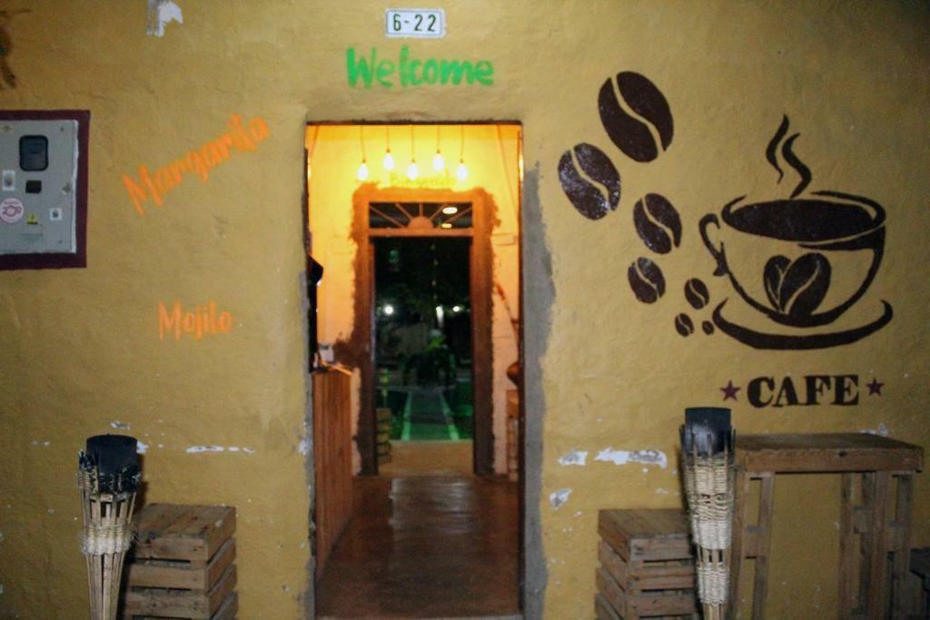 Hotel Sol Del Desierto Villavieja Exterior photo